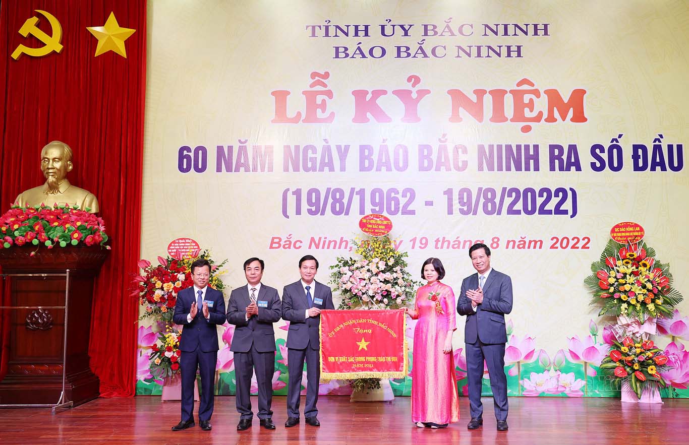Báo Bắc Ninh kỷ niệm 60 năm Ngày ra số đầu