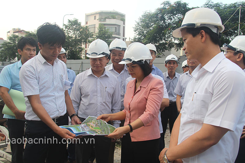 Chủ tịch UBND tỉnh kiểm tra các dự án xây dựng trên địa bàn thành phố