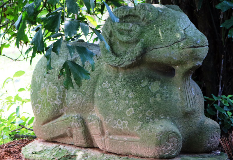 Giai thoại về tượng cừu đá 2000 tuổi ở chùa dâu